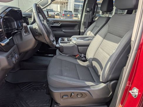 Used 2023 Chevrolet Silverado 1500 LT Trail Boss w/ Protection Package image 13