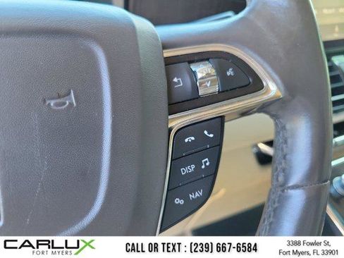 Used 2018 Lincoln Navigator Premiere image 26