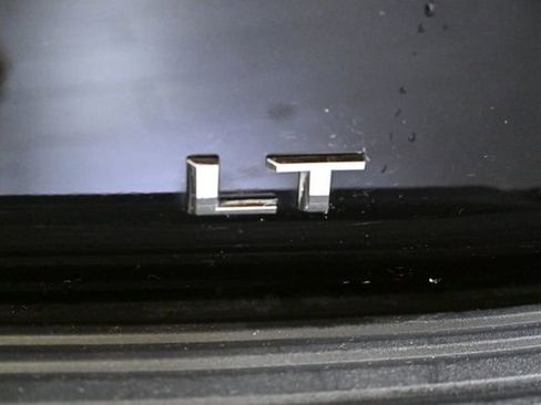 Used 2023 Chevrolet Tahoe LT image 10