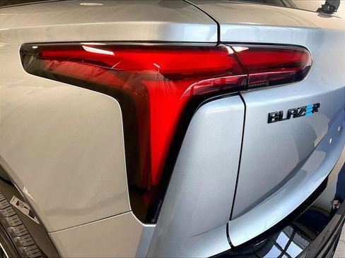 Used 2024 Chevrolet Blazer EV RS AWD/4WD image 34