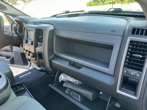 Used 2018 RAM 3500 Tradesman w/ Chrome Appearance Group AWD/4WD image 31