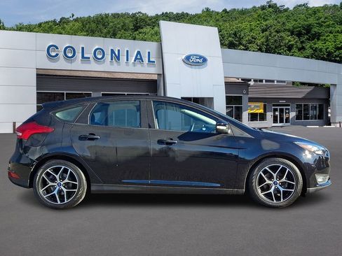 Used 2018 Ford Focus SEL w/ Cold Weather Package image 7