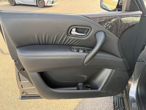 Used 2024 Nissan Armada Platinum w/ Captain's Chairs Package image 16