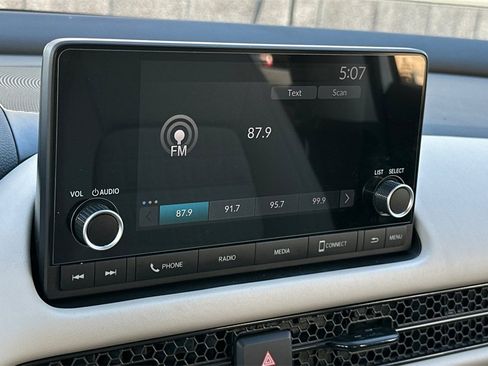 Certified 2025 Honda HR-V LX image 21