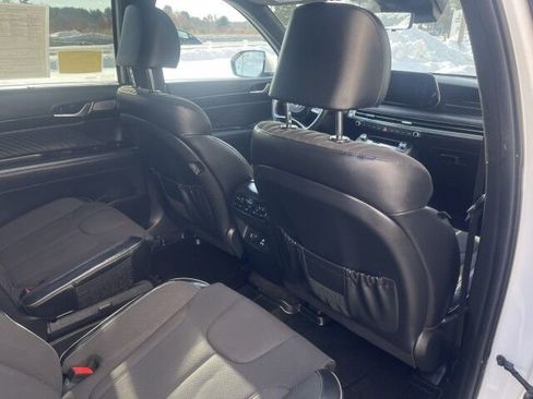 Used 2024 Hyundai Palisade Calligraphy image 11