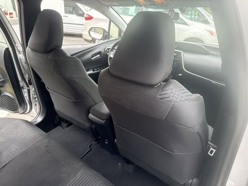 Used 2016 Toyota Prius Three Touring image 29