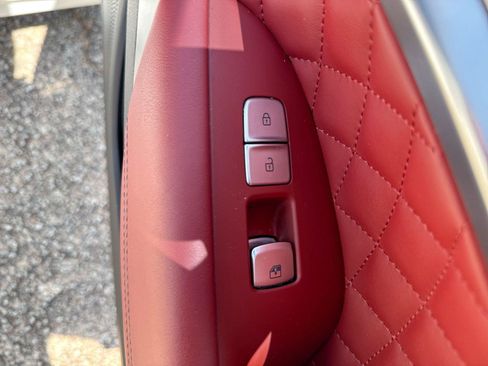 Used 2022 Genesis G70 3.3T Launch Edition RWD image 20