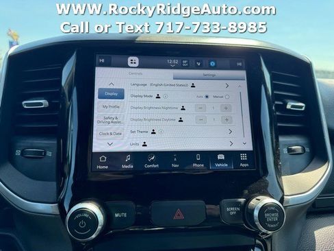Used 2022 RAM 1500 Big Horn AWD/4WD image 23