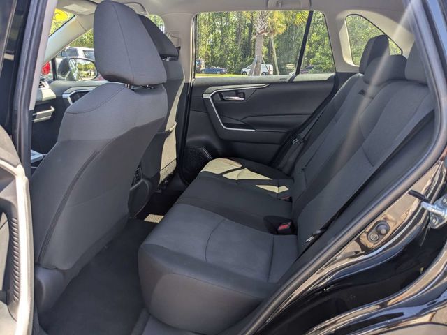 Used 2024 Toyota RAV4 XLE FWD image 13
