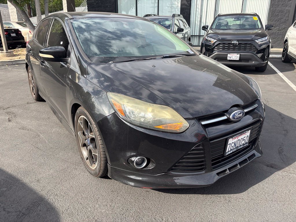 Used 2014 Ford Focus SE w/ Equipment Group 201A FWD image 2