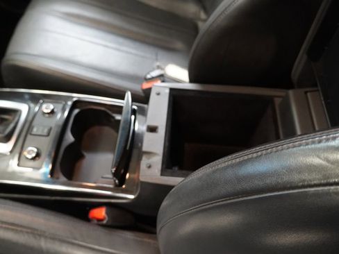 Used 2015 INFINITI QX70 AWD w/ Premium Package image 25