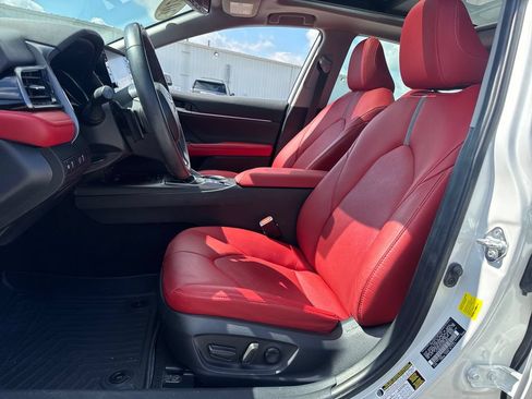 Used 2024 Toyota Camry XSE FWD image 17
