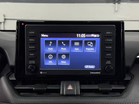 Used 2021 Toyota RAV4 XLE image 31