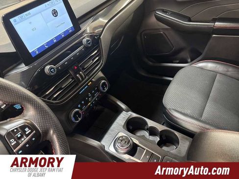 Used 2024 Ford Escape ST-Line image 14