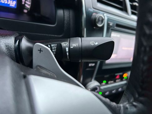 Used 2014 Toyota Camry SE image 19