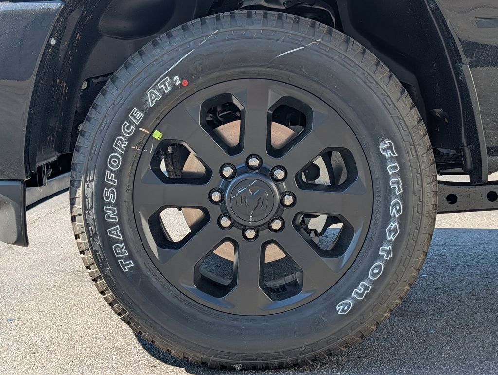 New 2026 RAM 2500 Big Horn AWD/4WD image 4
