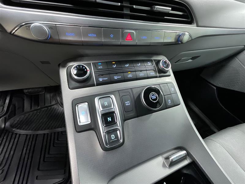 Used 2022 Hyundai Palisade SE FWD image 15