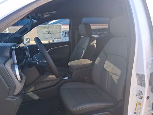 New 2026 Chevrolet Colorado ZR2 AWD/4WD image 15