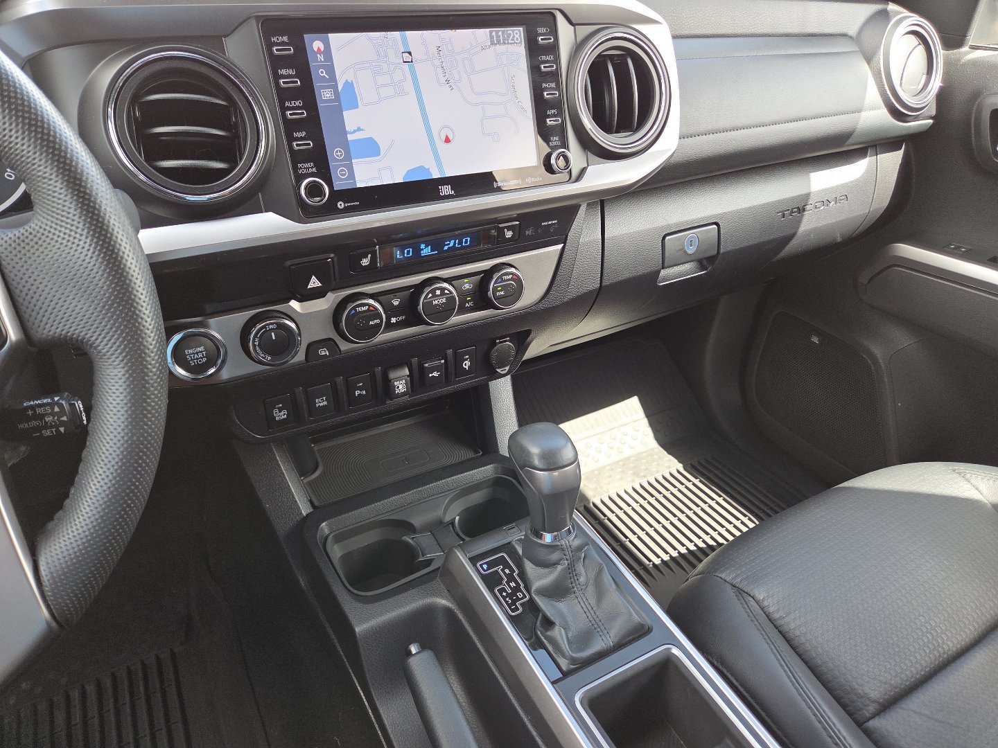 Used 2022 Toyota Tacoma Limited AWD/4WD image 34
