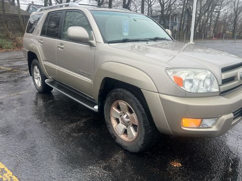 Used 2004 Toyota 4Runner Limited image 1