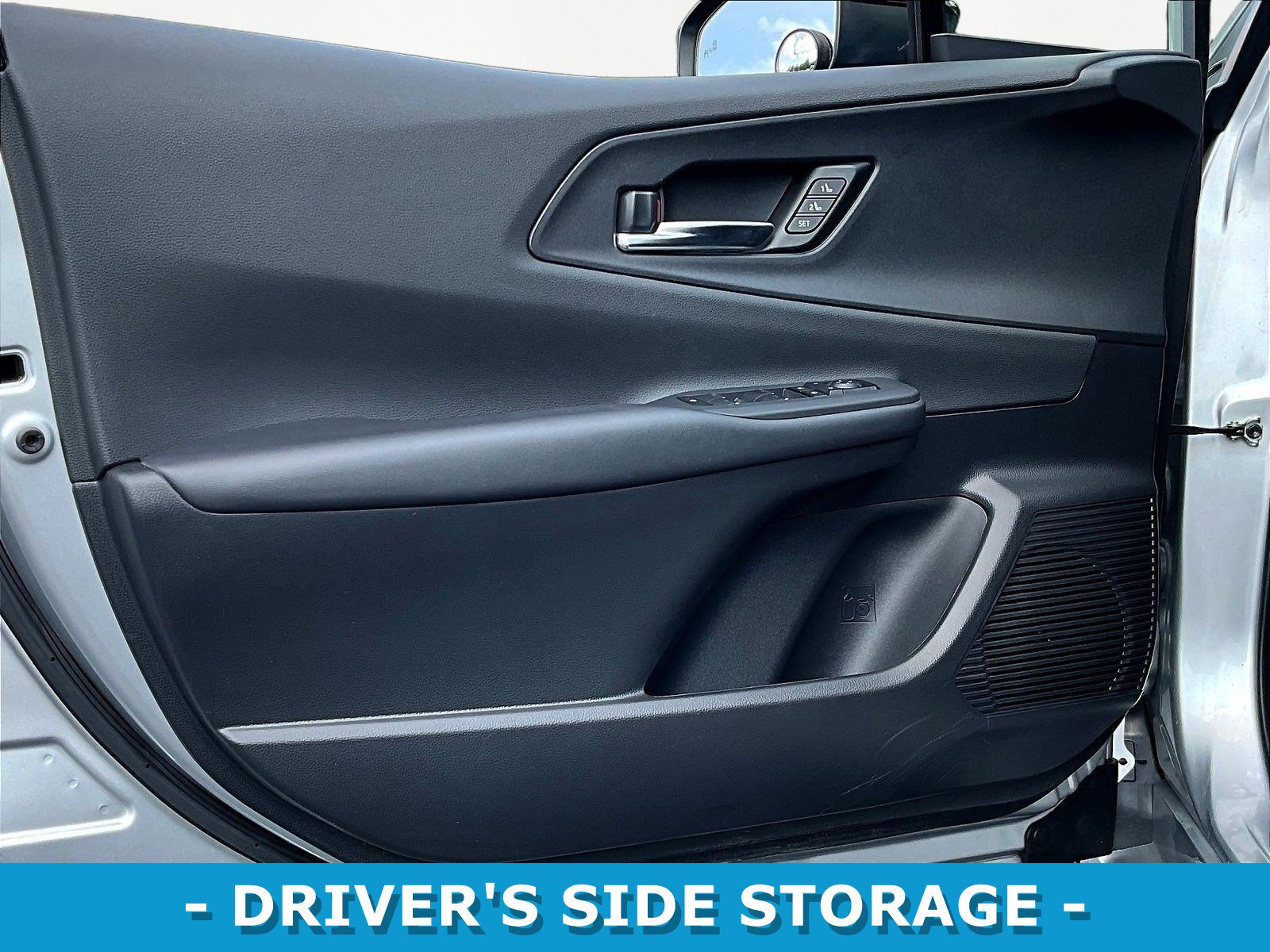 Used 2024 Toyota Prius Prime Premium w/ Advanced Technology Package FWD image 20