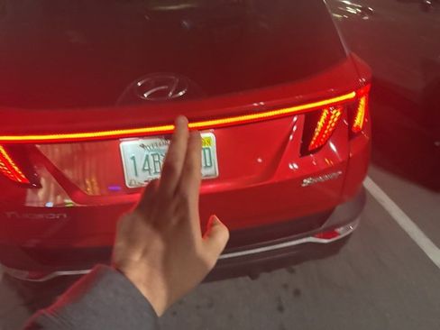 Used 2022 Hyundai Tucson SEL w/ Convenience Package image 9