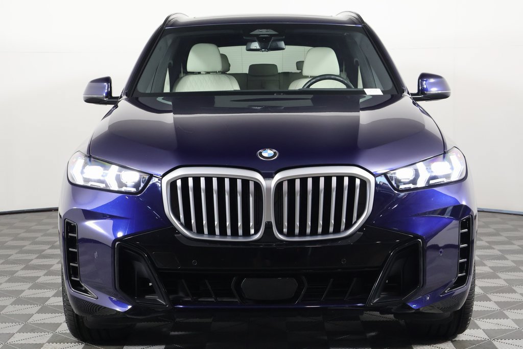 Certified 2024 BMW X5 xDrive40i w/ M Sport Package AWD/4WD image 2
