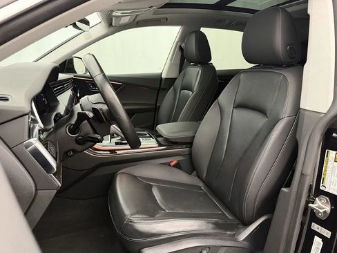 Used 2019 Audi Q8 Premium Plus AWD/4WD image 11