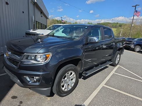 Used 2019 Chevrolet Colorado LT w/ Luxury Package, Chrome image 2