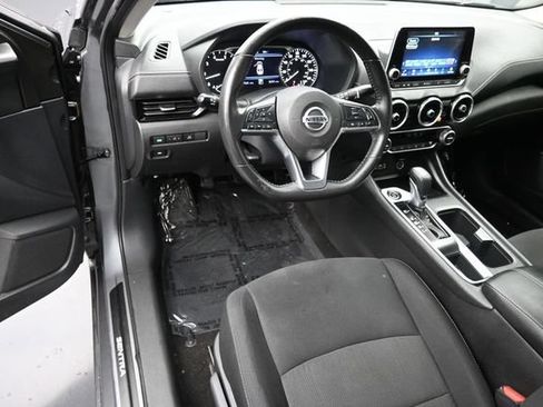 Used 2022 Nissan Sentra SV w/ All-Weather Package FWD image 14