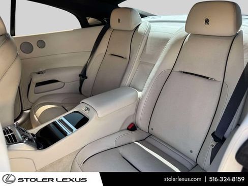 Used 2017 Rolls-Royce Wraith RWD image 16