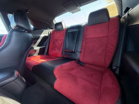 Used 2021 Dodge Challenger R/T w/ Plus Package image 23