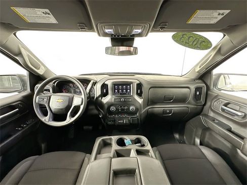 Used 2023 Chevrolet Silverado 1500 Custom image 3