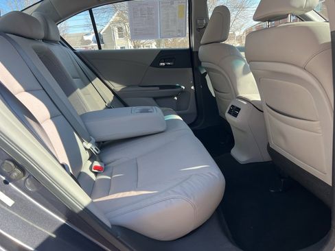 Used 2014 Honda Accord EX-L image 24