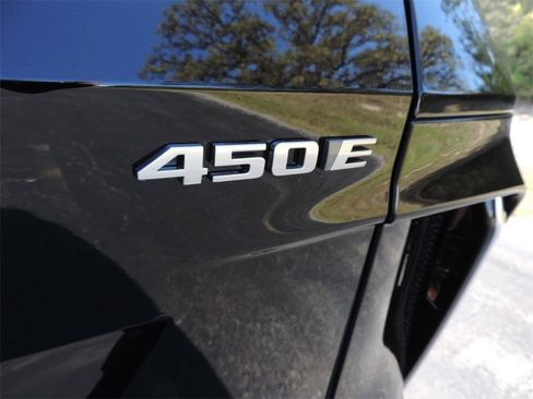 New 2026 Cadillac Lyriq Premium Luxury image 14