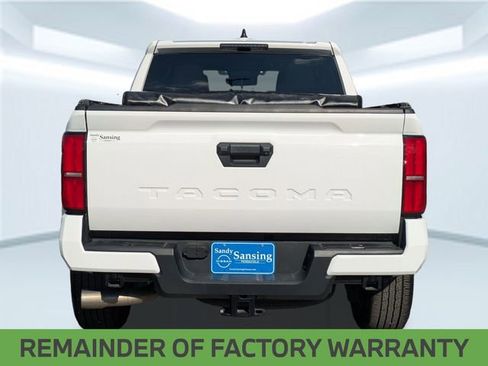 Used 2024 Toyota Tacoma TRD Sport image 5