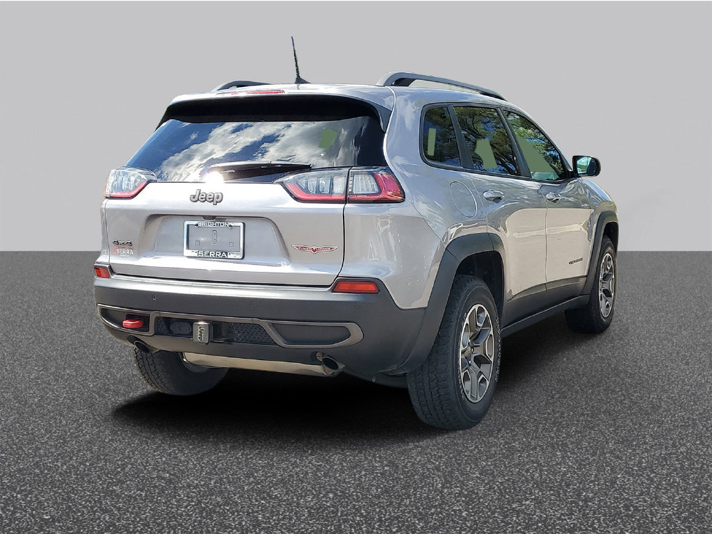 Used 2020 Jeep Cherokee Trailhawk w/ Cold Weather Group AWD/4WD image 3