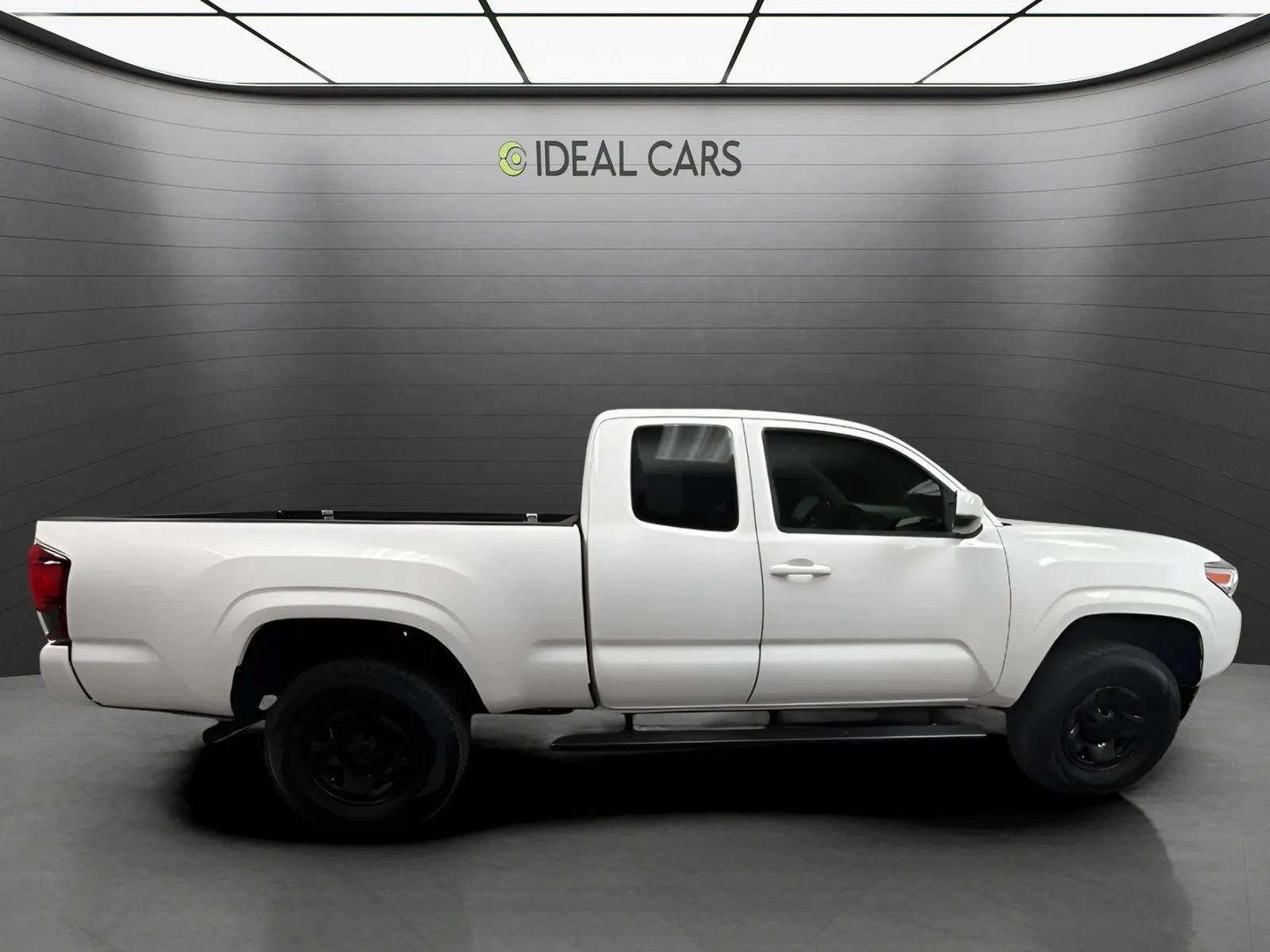 Used 2019 Toyota Tacoma SR RWD image 4