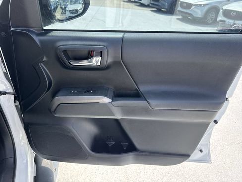 Used 2016 Toyota Tacoma TRD Sport w/ Towing Package RWD image 42