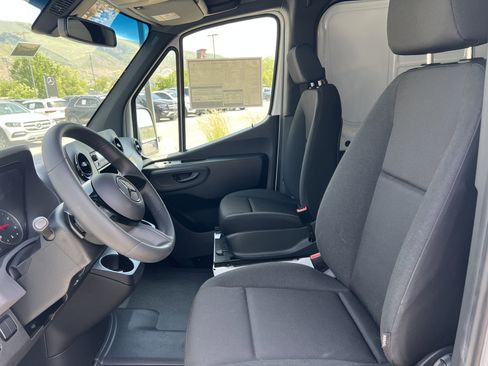 New 2026 Mercedes-Benz Sprinter 2500 image 15