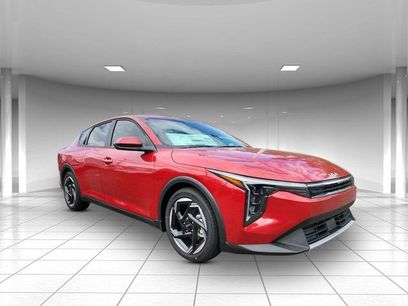 New 2025 Kia K4 EX