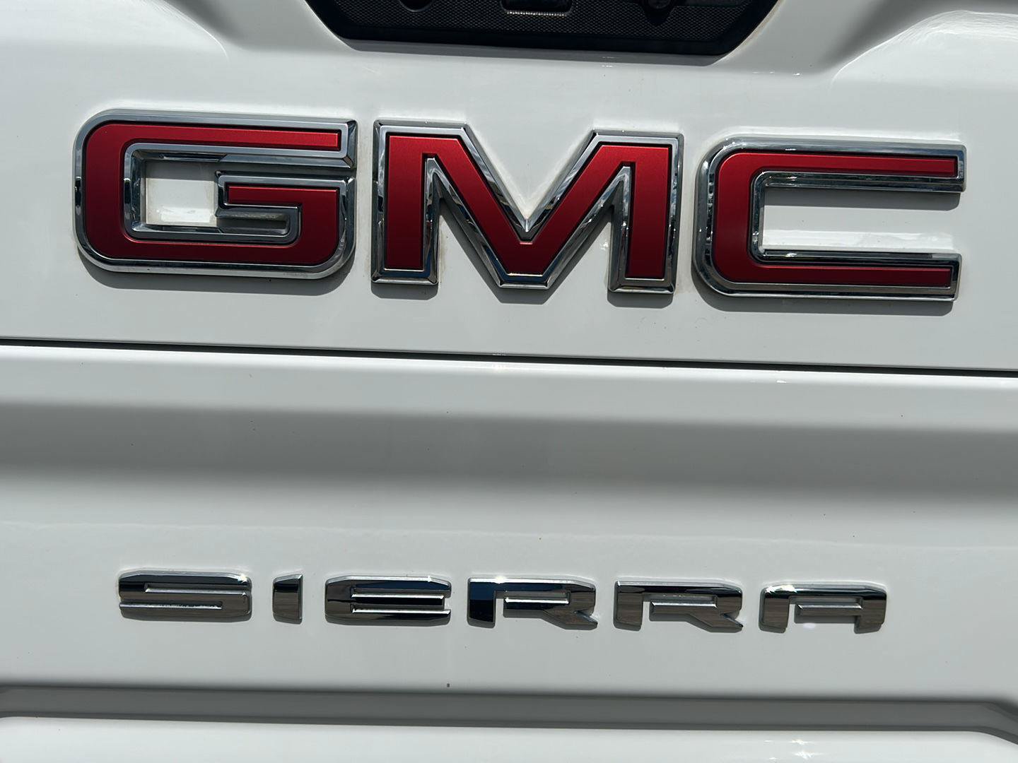 Used 2023 GMC Sierra 2500 AT4 w/ AT4 Preferred Package AWD/4WD image 32