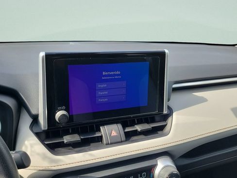 Certified 2025 Toyota RAV4 XLE w/ Convenience Package FWD image 17