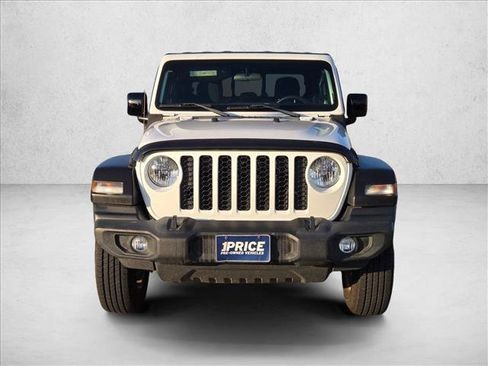 Used 2020 Jeep Gladiator Sport w/ Quick Order Package 24S image 2