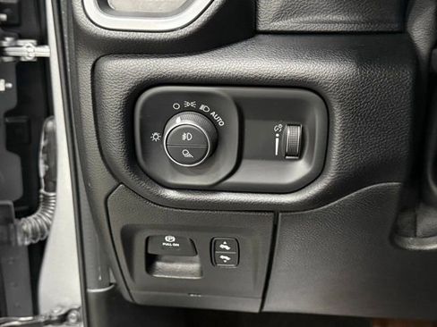 Used 2021 RAM 1500 Big Horn image 17