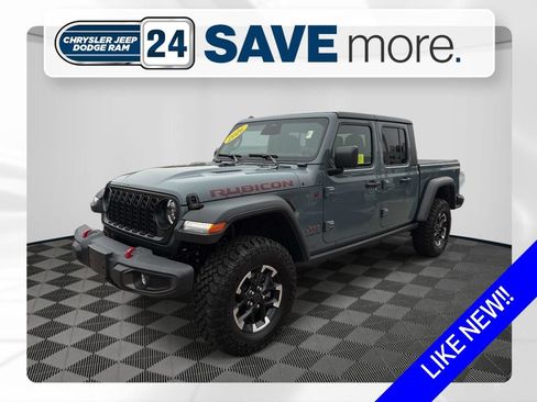 Used 2026 Jeep Gladiator Rubicon w/ Dual Top Group AWD/4WD image 1