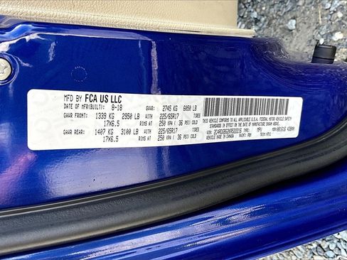 Used 2019 Dodge Grand Caravan SE w/ UConnect Hands-Free Group image 31