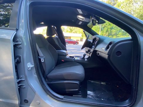 Used 2017 Dodge Charger SXT w/ Blacktop Package RWD image 51
