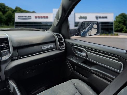 Used 2022 RAM 1500 Big Horn AWD/4WD image 34