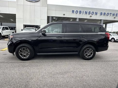 New 2026 Ford Expedition Active RWD image 8
